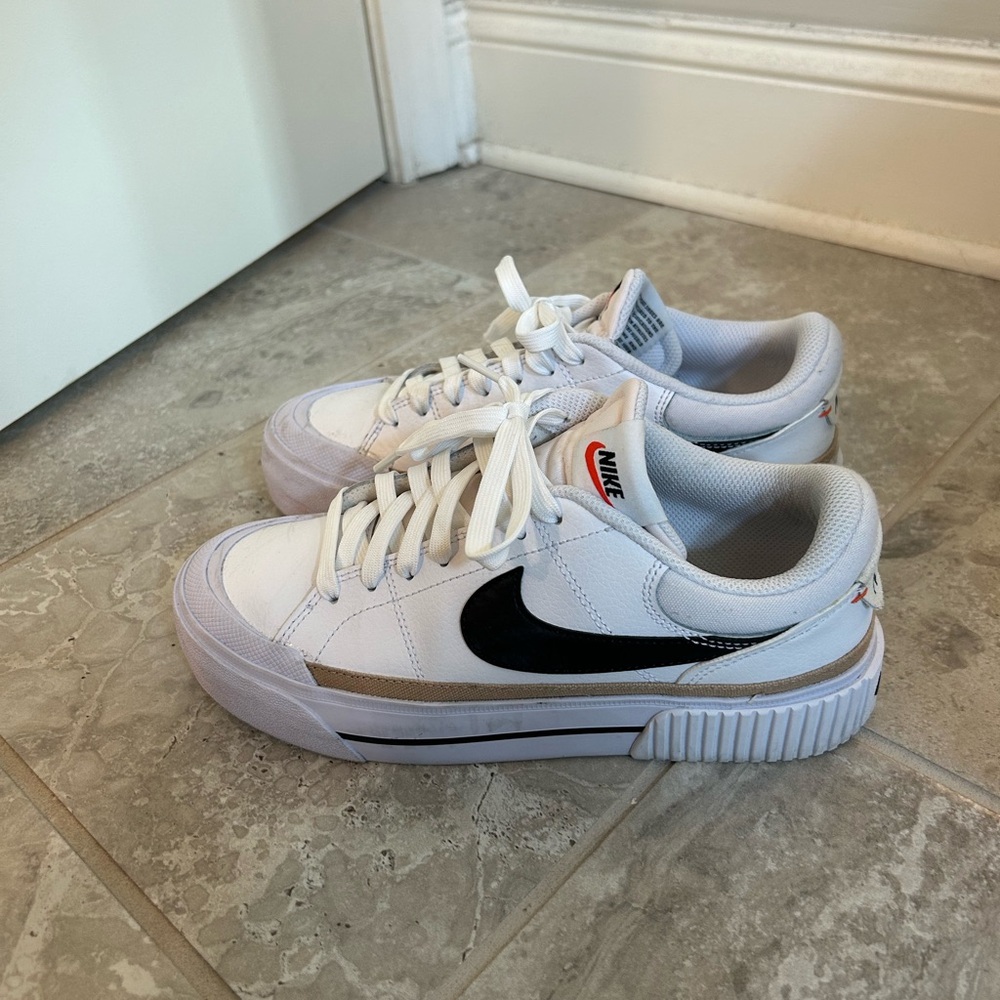 Nike White and Black Court Sneakers